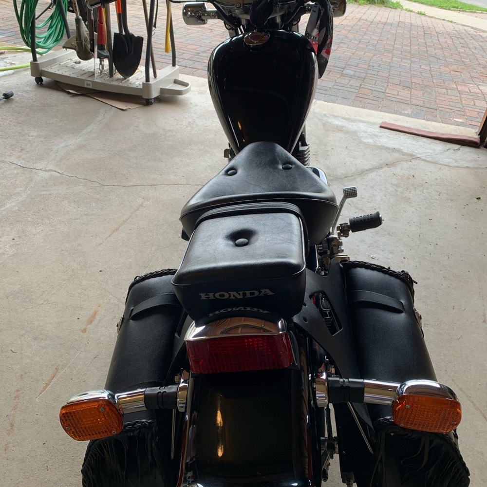 Meet your Posher, Denni